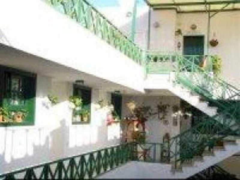 Apartamentos Los Marinos Arguineguin Exterior photo